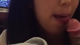 Asian Beauties Give Oral Pleasure