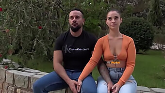 Cuplu Proaspăt Bătut Candy Și Incursiunea Inaugurală A Iubitului Ei În Escapadele Porno Amator Și În Aer Liber